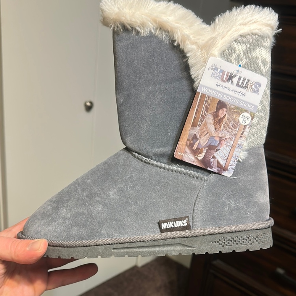 Muk Luks Women's Gray Boot Shoes New